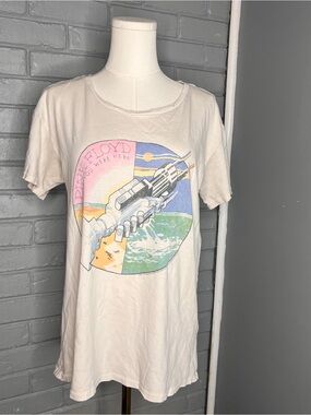 Junk Food Pink Floyd Off-White Graphic Short Sleeve Tee with Pastel Artwork